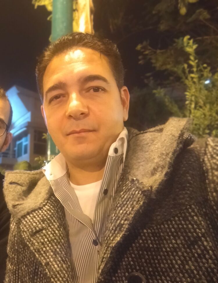  32697916  Ahmed hashem, 46 ,    