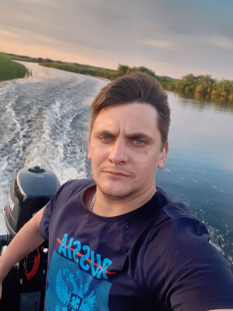  ,   Evgeny, 33 ,   ,   , 