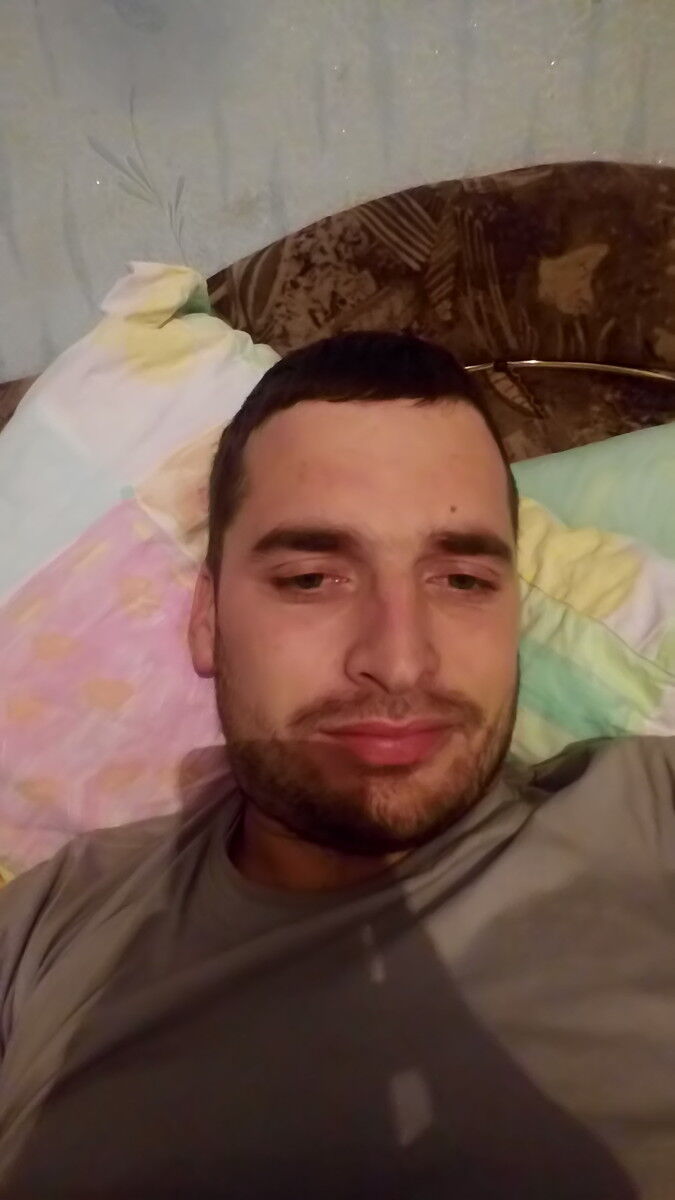  ,   Evgen Evgen, 32 ,   