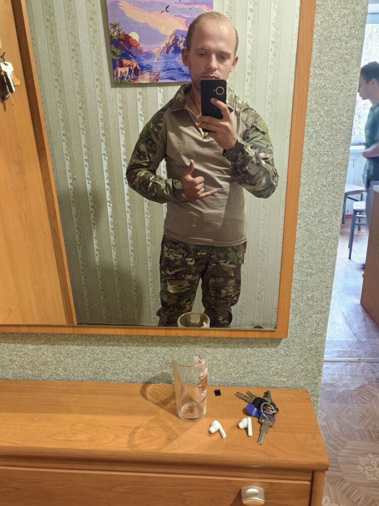  47670686  , 22 ,    