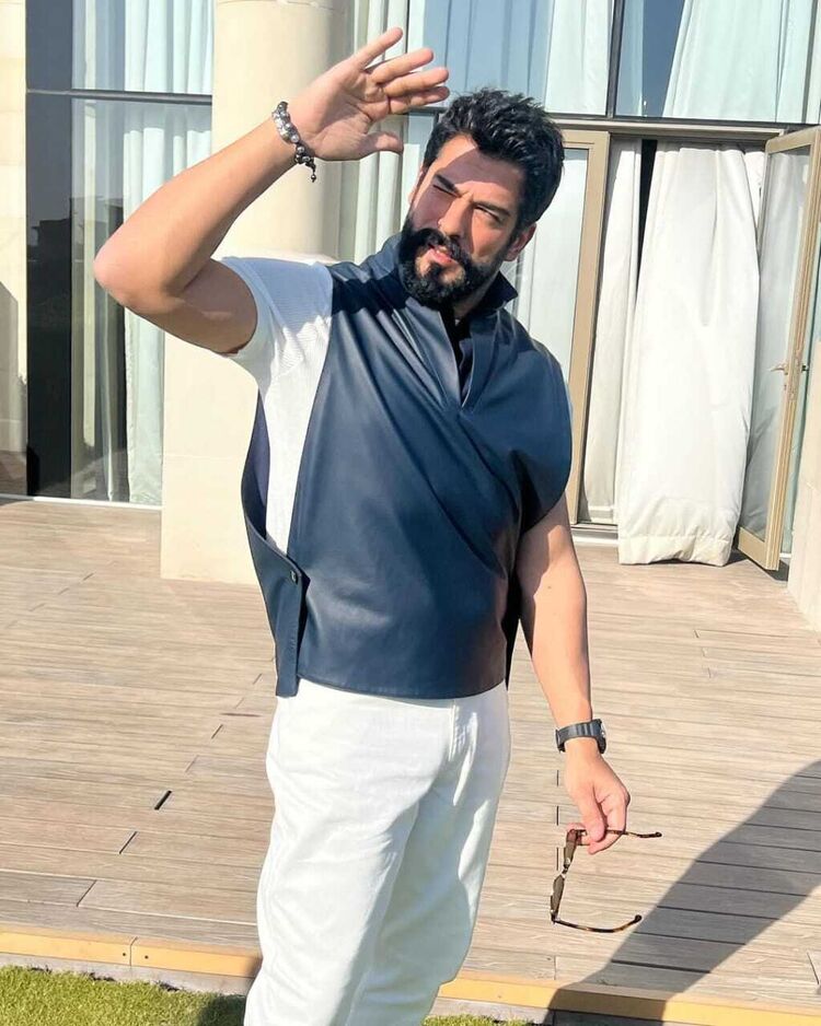  ,   BurakOzcivit, 41 ,   ,   , c 