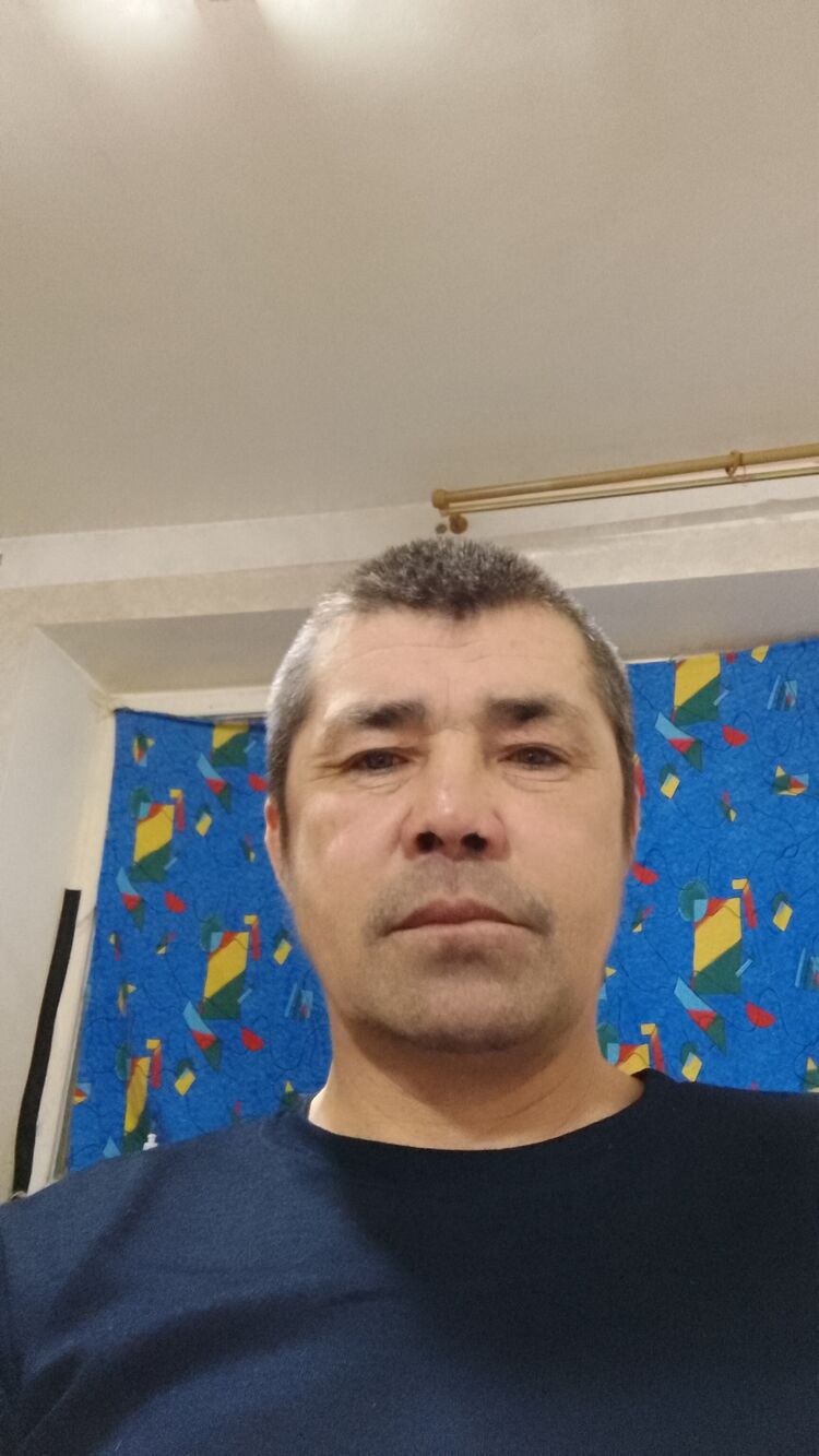  40218566  , 48 ,    