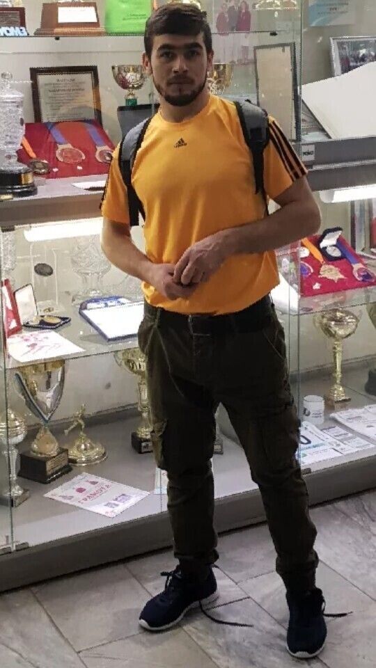  48535856  , 31 ,    