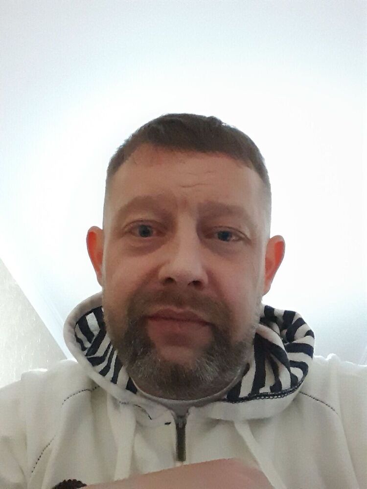  32360496  Ruslan, 41 ,    