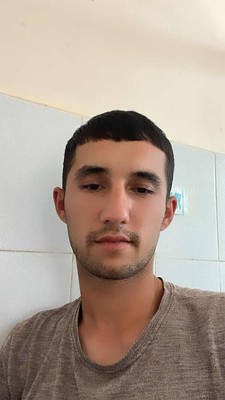  44676676  Bobur, 26 ,    