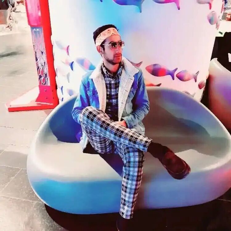  28737846  Mohammed, 25 ,    