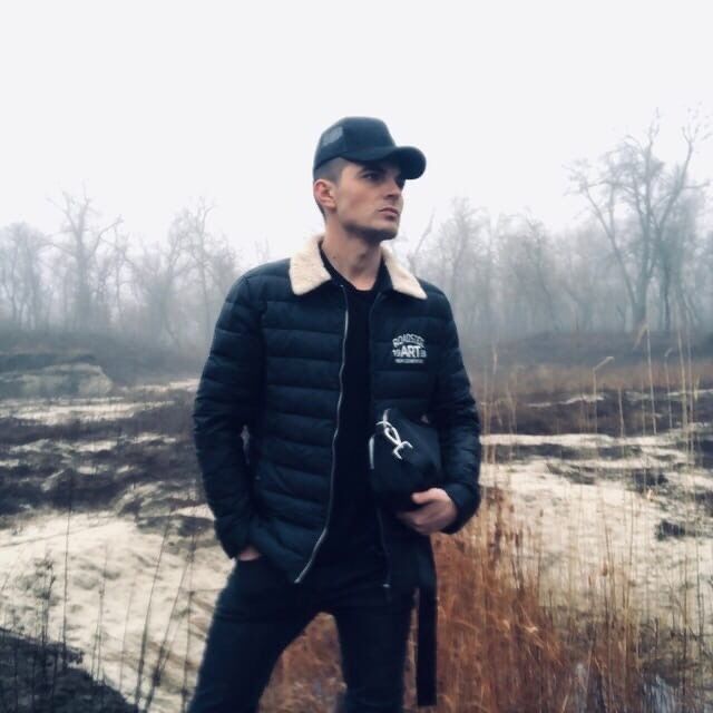  28527546  Posejdon, 31 ,    