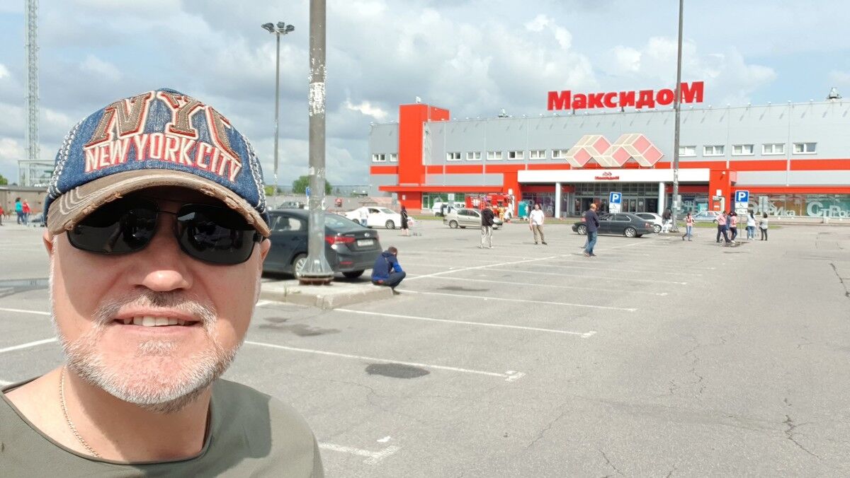  18893406  Andrey, 104 ,    