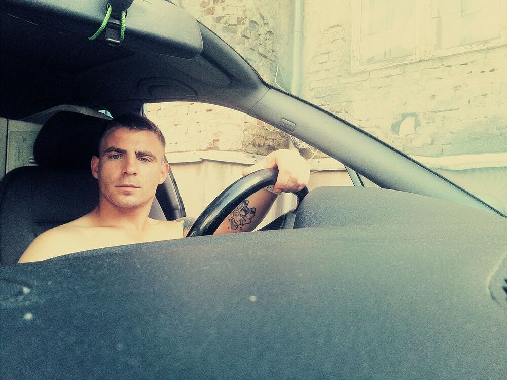  14186196  Bohdan, 35 ,    -