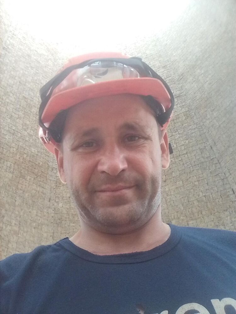  54668166  , 42 ,    --