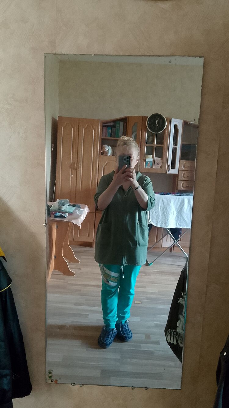  44668576  , 48 ,    
