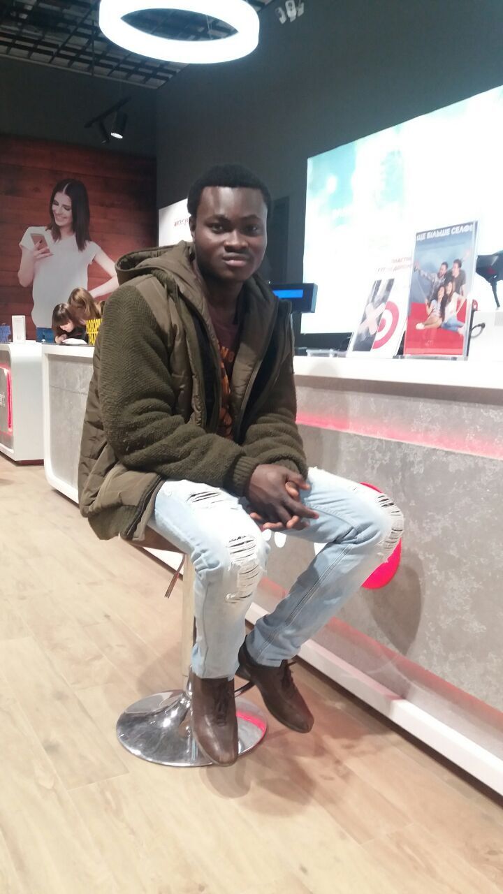  24230006  Moussa, 34 ,    