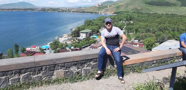  ,   Arsen, 48 ,   ,   , c 