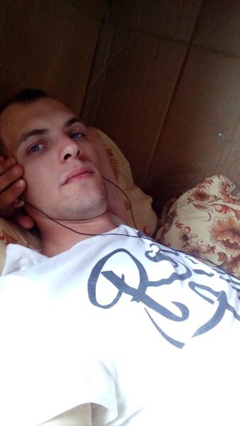  ,   Nicky, 31 ,   
