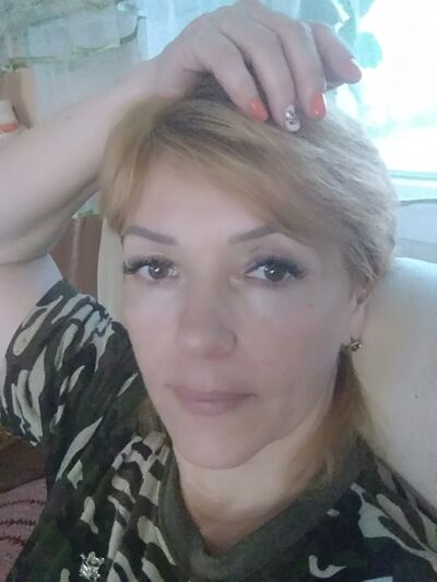  ,   Penelopa, 51 ,  