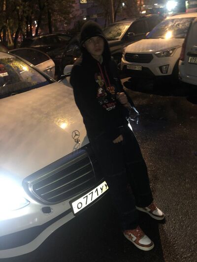 ,   Tony, 20 ,   ,   