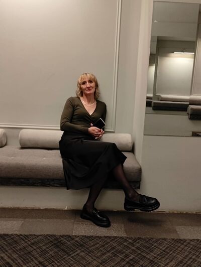  ,   Elena, 45 ,   ,   , c , 