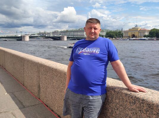  ,   Valery, 44 ,   ,   