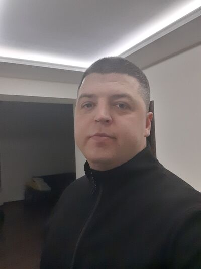  ,   Igor, 34 ,   ,   