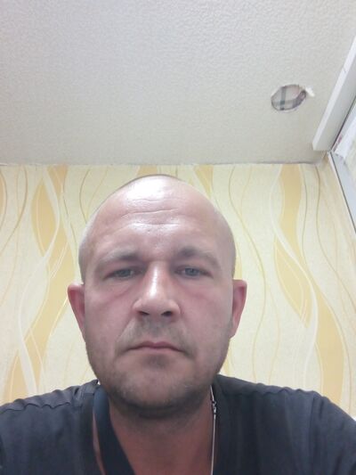  ,   Stepan, 40 ,     