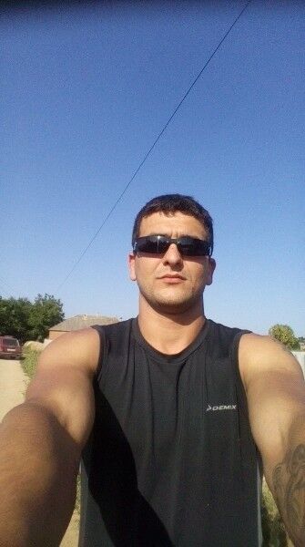  18591186  Arslan, 34 ,    