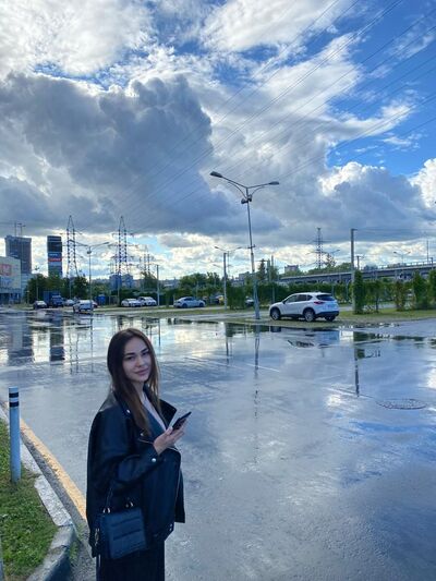 Знакомства Москва, фото девушки Марина, 22 года, познакомится для флирта, любви и романтики