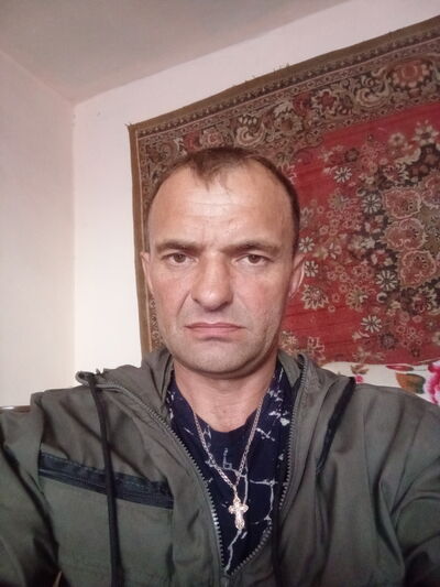  ,   Vladimir, 43 ,   c 