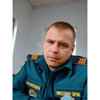  ,   Yury, 37 ,   ,   , c 