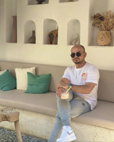  Cesme,   Erdem, 30 ,   ,   