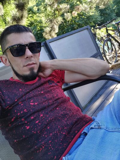  ,   Luka, 30 ,   ,   