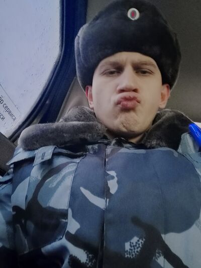  ,   Egon, 26 ,   ,   , c 