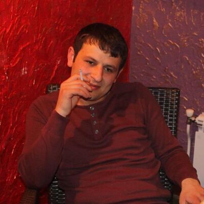  ,   Arto, 37 ,  