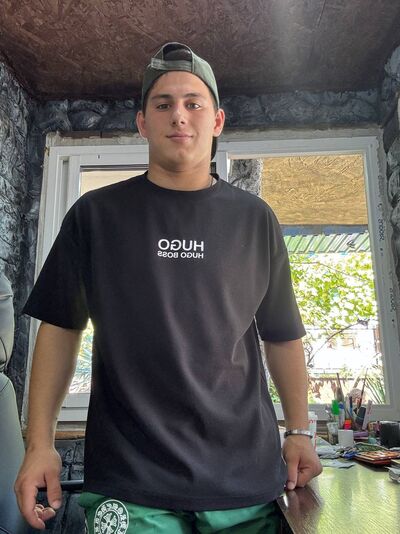  deleted,   Artem, 20 ,   ,   