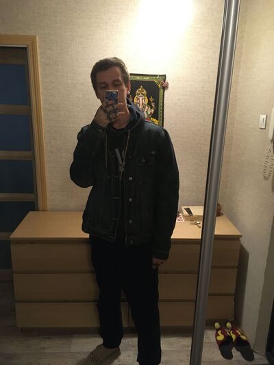  ,   Micke, 31 ,   ,   , c , 