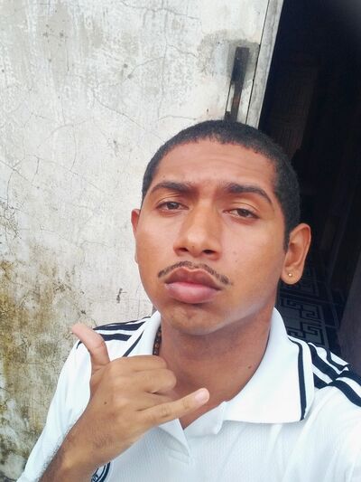  ,   Michael, 22 ,   ,   