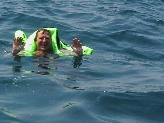  ,   Nik, 52 ,  