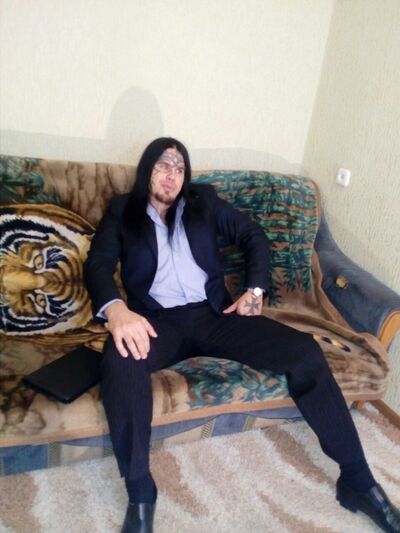  ,   Mark, 42 ,   ,   