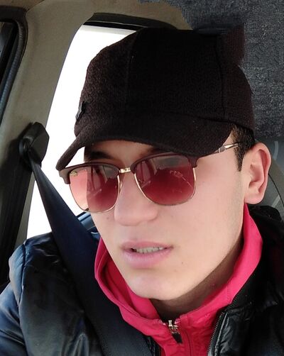  ,   JonY, 25 ,   ,   , c , 