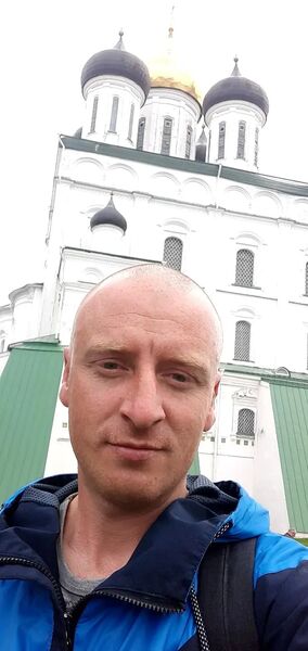  ,   Slava, 37 ,   ,   