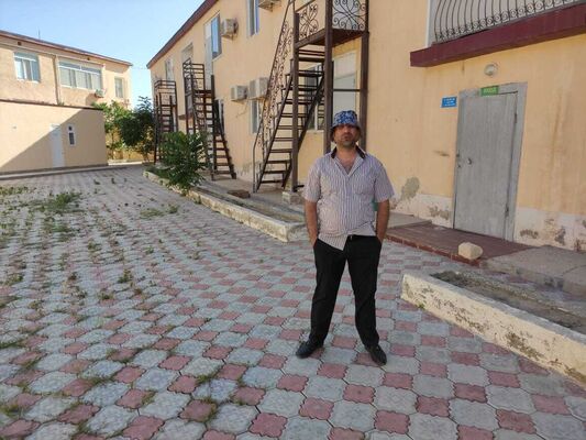  ,   Kamran, 46 ,   ,   