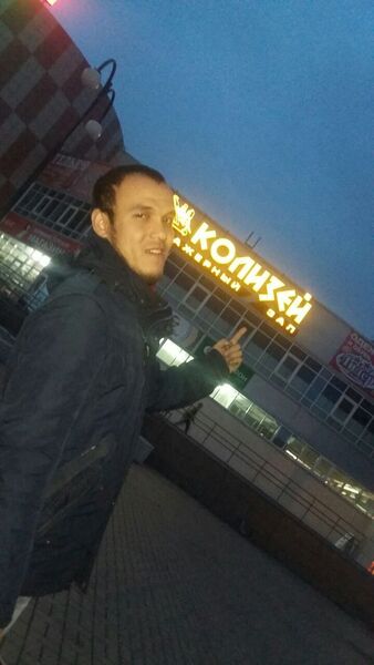  ,   Tom, 32 ,   ,   , c 