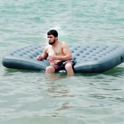  ,   Abdulla abdu, 33 ,  