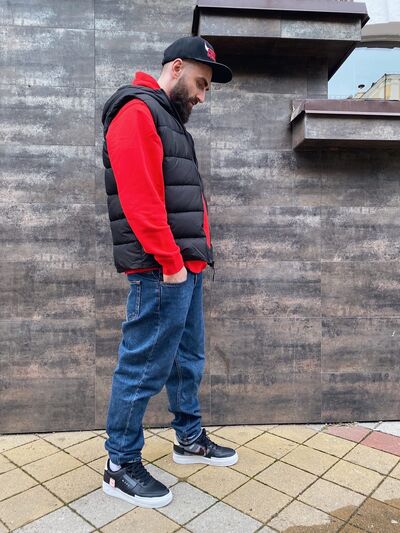  --,   Rich, 35 ,   ,   