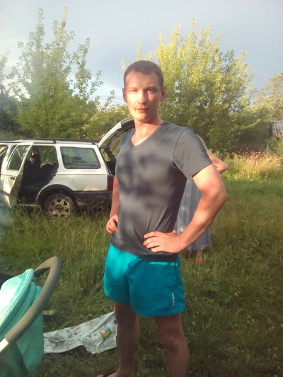  ,   Alen, 34 ,   