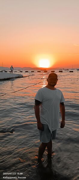  ,   Anton, 36 ,   ,   
