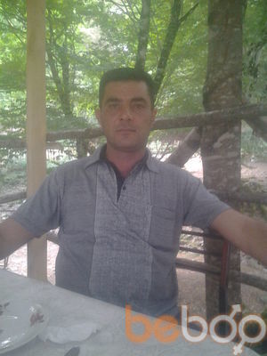  ,   Ali, 50 ,  