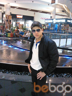  3275716  Sandu, 33 ,    