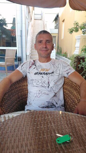  ,   Anton, 42 ,   ,   , c , 