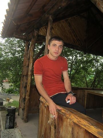  ,   Albert, 33 ,   
