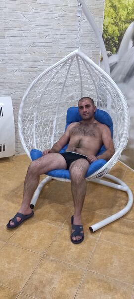  ,   Anar, 43 ,   ,   